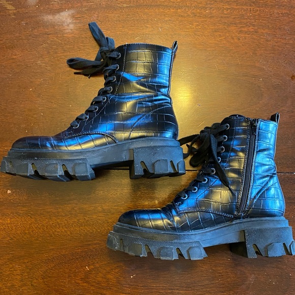 Nine West Crocodile Lug Combat Boot in Black - Picture 7 of 8